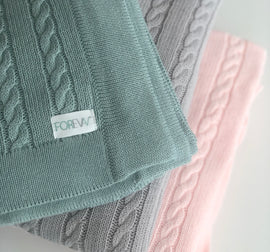 Luxury Cable Knit Blanket